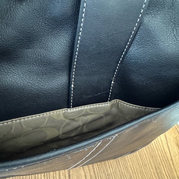 NWT Authentic Black Leather Coach Shoulder Bag with Silver Hardware - Brand New - Picture 8 of 15